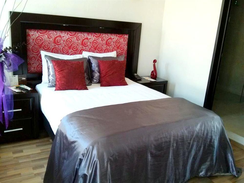 M Hoteles Concepto Morelia Esterno foto